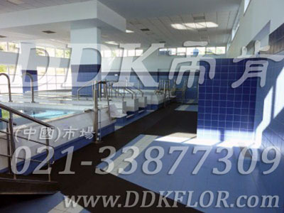 帝肯(DDK)_1900_337（浴室及更衣間地面防滑材料）浴室防滑地膠,浴室防滑墊,浴室防滑疏水磚,浴池防滑地墊,浴池防滑墊,淋浴房防滑墊,衛浴防滑墊,浴室pvc格柵地板,
