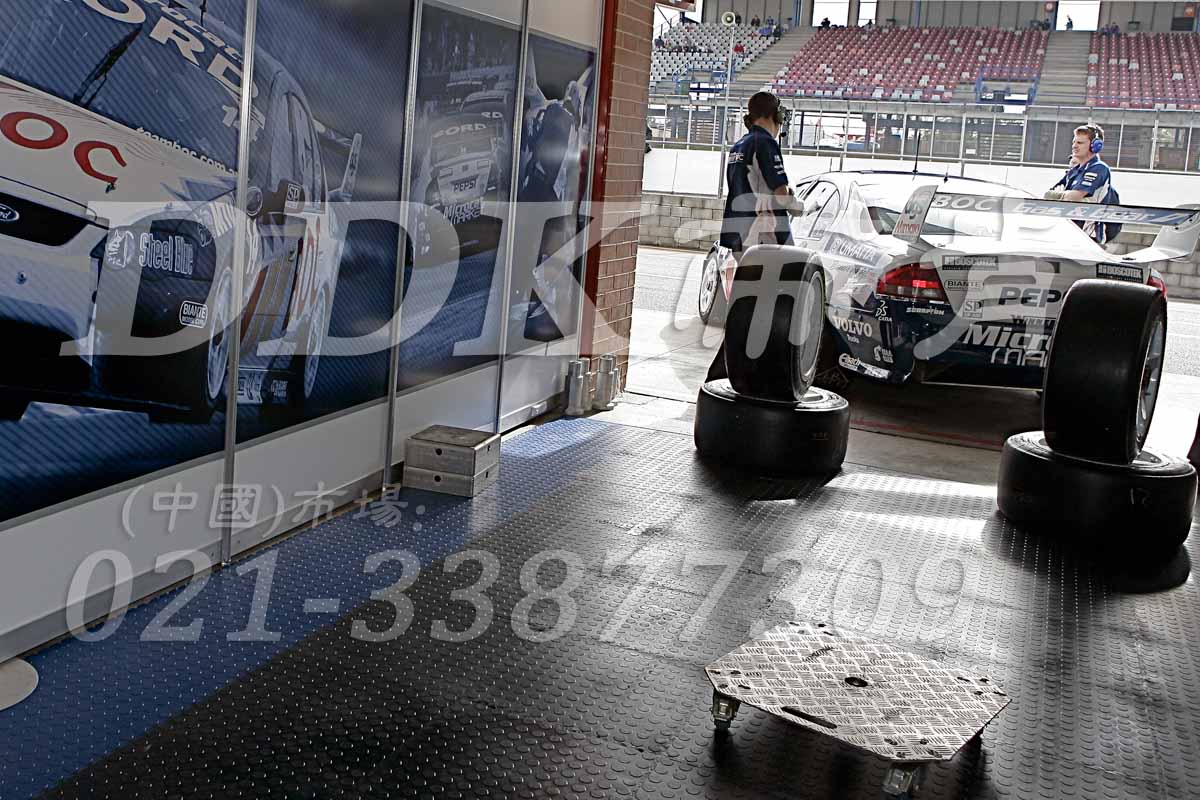 6112汽車修理廠地面裝修材料