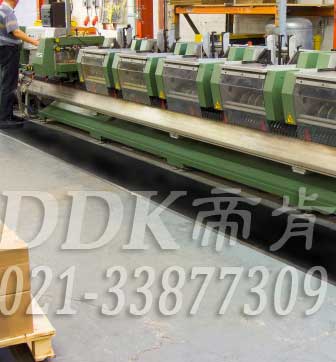 帝肯(DDK)_S350_9979（車間過道地面材料）車間防滑墊,PVC地毯,安全地毯,塑料橡膠地毯,工業(yè)防滑地毯,工廠地毯,工業(yè)地毯,走道地毯,走道地墊,工業(yè)走道地墊,工廠走道地墊,