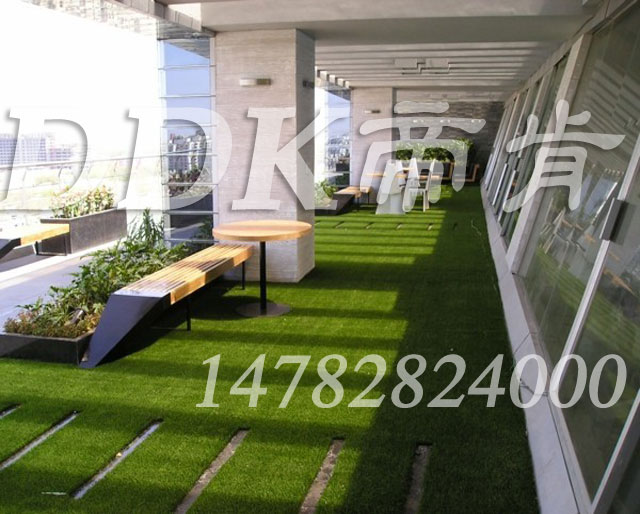 【屋頂花園地面輔什么材料好？】樣板圖片,帝肯(DDK)_6200（Green|歌林）效果圖，露臺防滑地板,露臺防滑地磚,露臺花園裝修,露臺地面裝修,露臺草坪