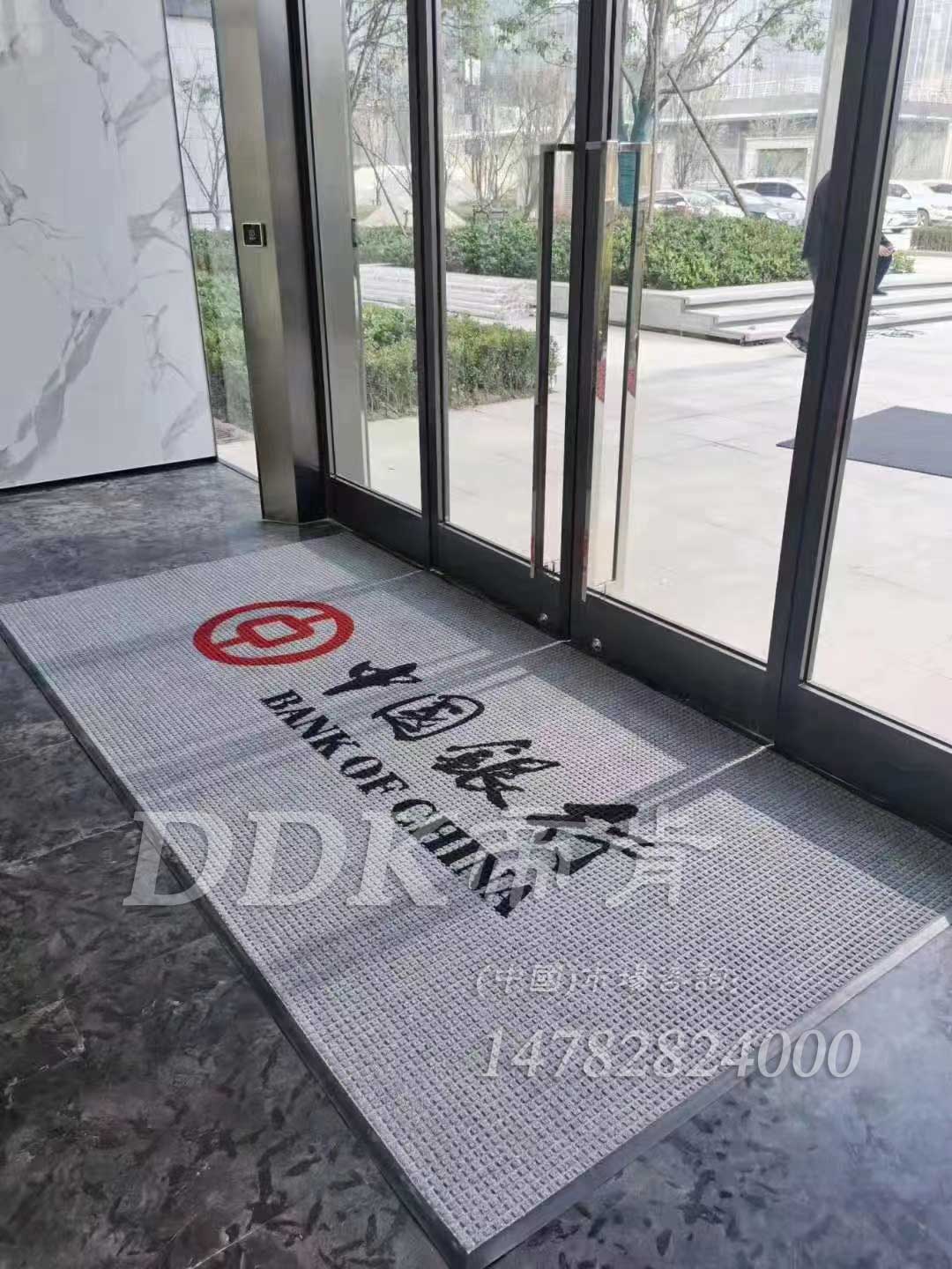 廣告圖文地毯 定做鑲嵌logo地墊 打圖案標識墊 小方格辦公樓進門地毯，logo門墊,廣告門墊,廣告腳墊